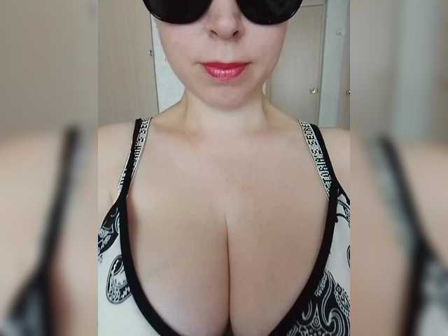 Dashulya666 live cam preview