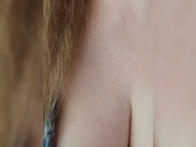 DashaKisa951 live cam on BongaCams