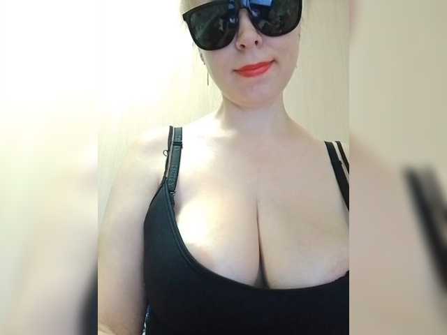 Dashulya666 live cam