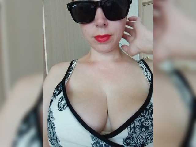 DashaKisa951 live cam on BongaCams