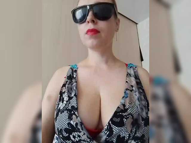 DashaKisa951 live cam on BongaCams