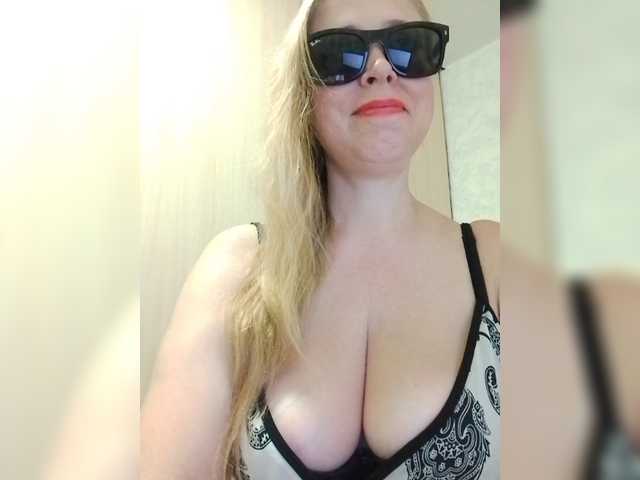 DashaKisa951 live cam on BongaCams