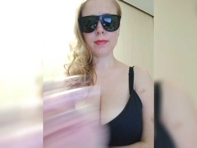 DashaKisa951 live cam on BongaCams