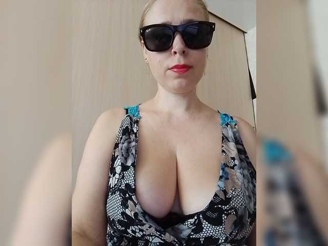 DashaKisa951 live cam on BongaCams