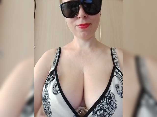 DashaKisa951, en vivo ahora en BongaCams