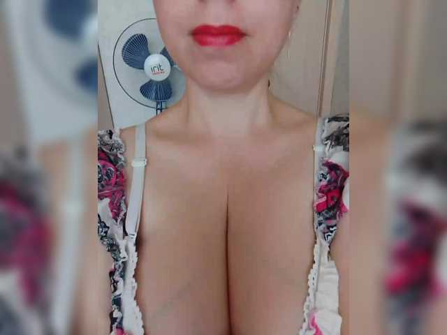 DashaKisa951 live cam on BongaCams