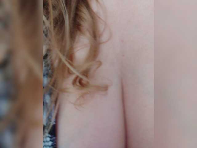 DashaKisa951 live cam on BongaCams