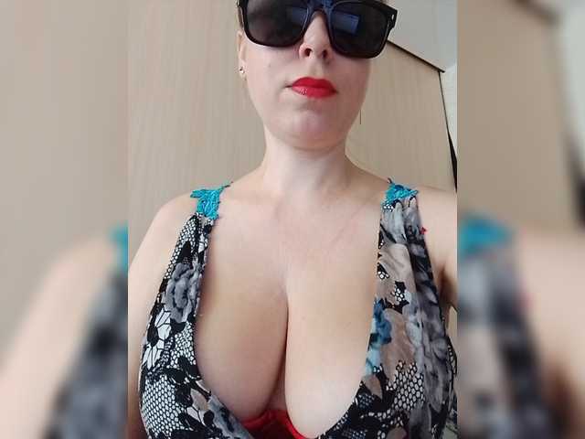 DashaKisa951 live cam on BongaCams