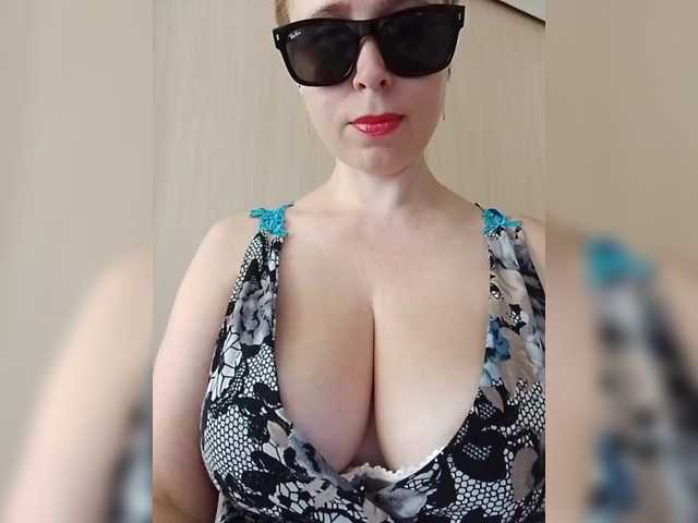 DashaKisa951 live cam on BongaCams