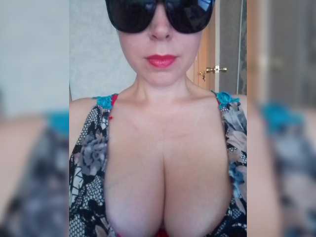 Dashulya666 live cam preview