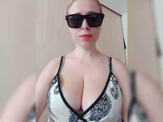 Dashulya666 webcam