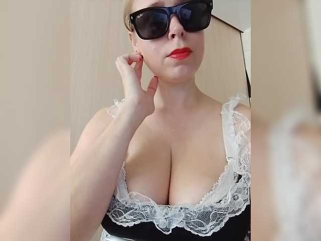 DashaKisa951 live cam on BongaCams