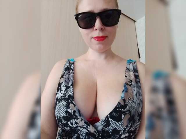 DashaKisa951 live cam on BongaCams