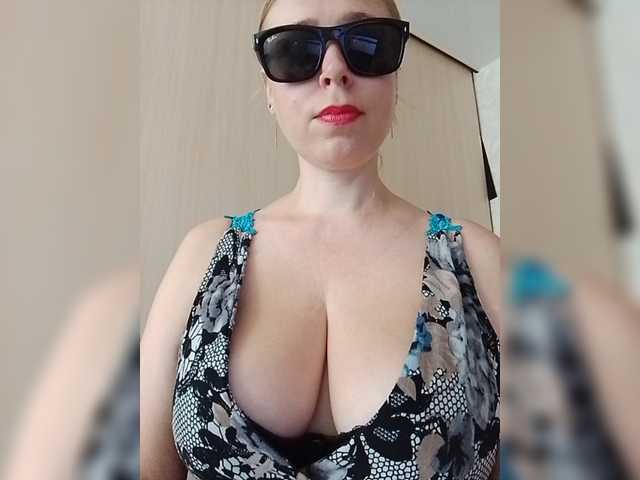 DashaKisa951 live cam on BongaCams