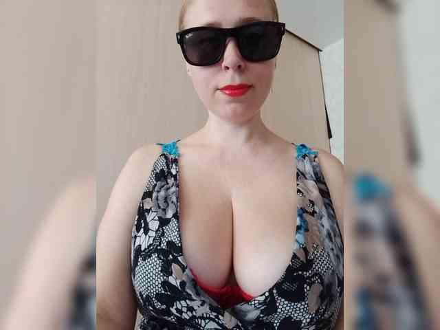 Dashulya666 webcam