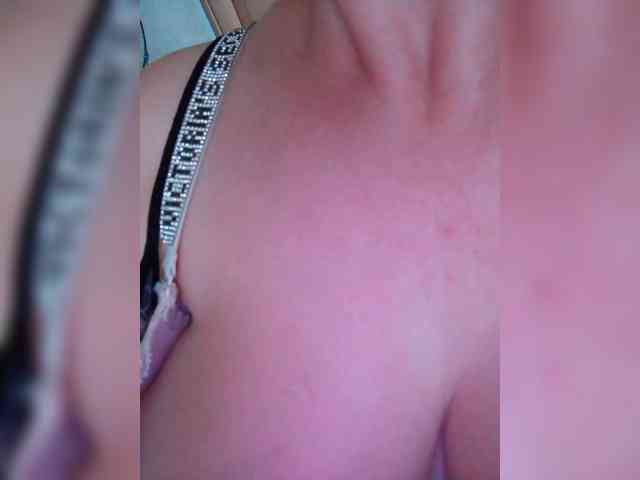 Dashulya666 webcam