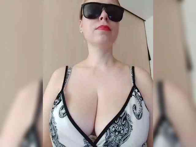 Dashulya666 webcam