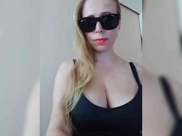 Dashulya666 webcam