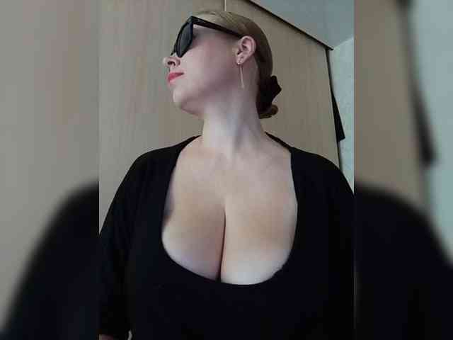 Dashulya666 webcam