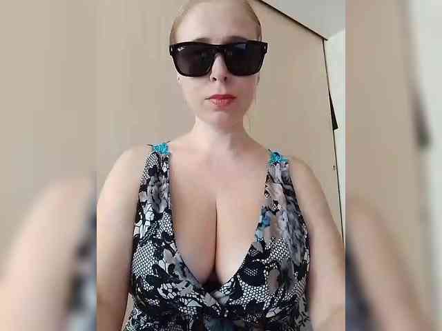 Dashulya666 webcam