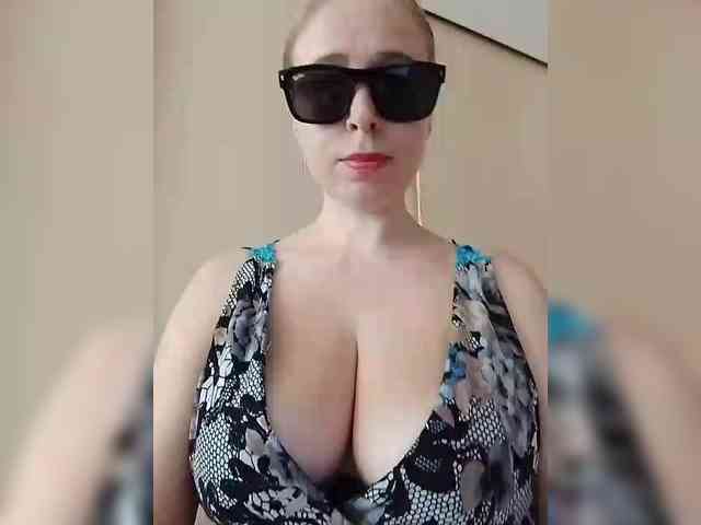 Dashulya666 webcam