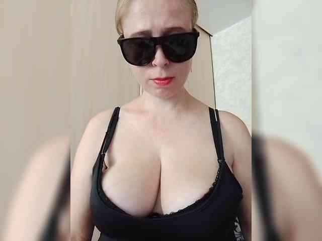 Dashulya666 webcam