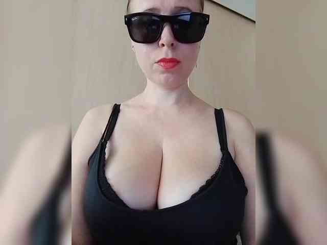 Dashulya666 webcam