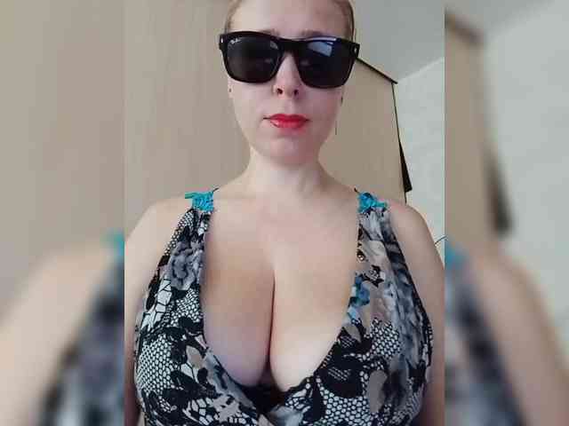 Dashulya666 webcam