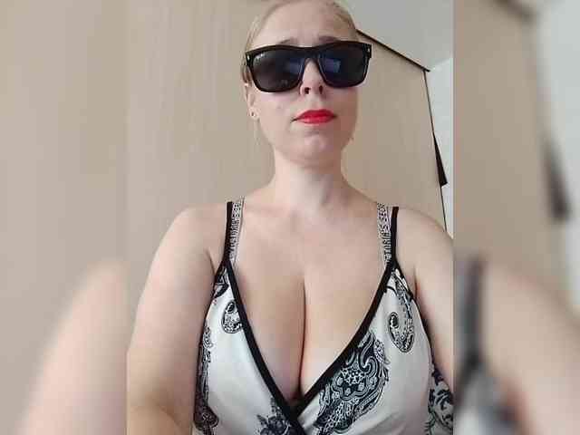Dashulya666 webcam