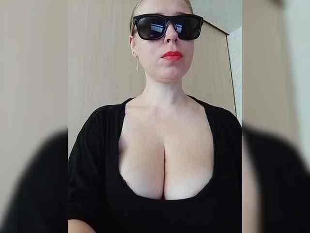 Dashulya666 webcam