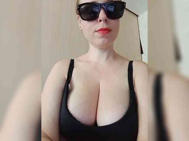 Dashulya666 webcam