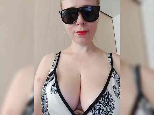 Dashulya666 webcam