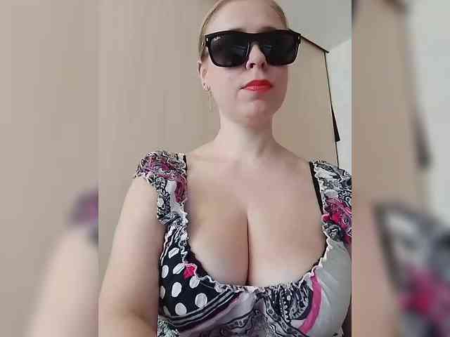 Dashulya666 webcam