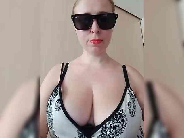 Dashulya666 webcam