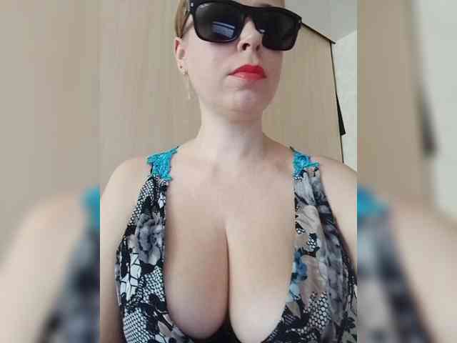 Dashulya666 webcam