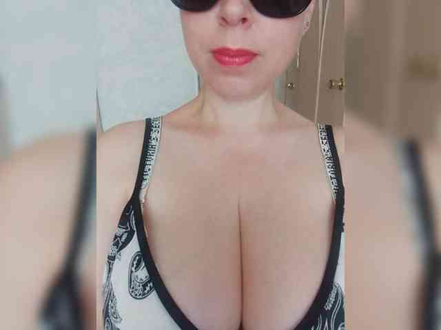 Dashulya666 webcam