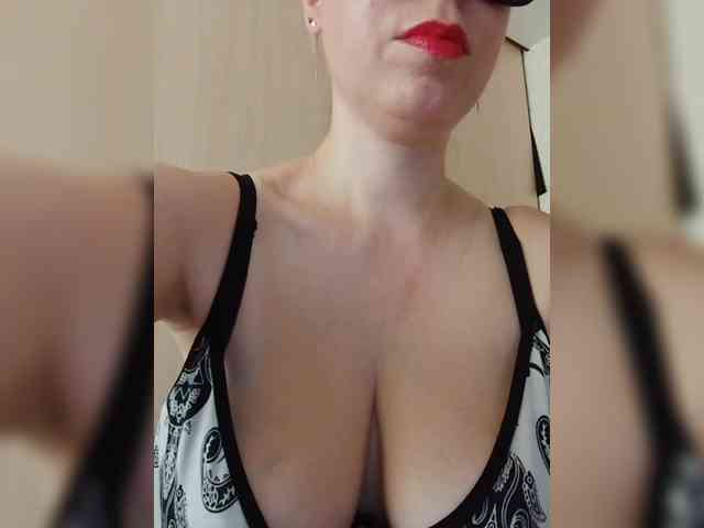 Dashulya666 webcam