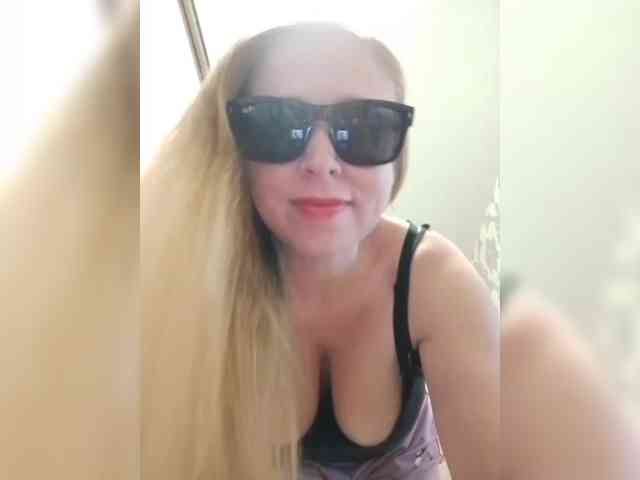 Dashulya666 webcam
