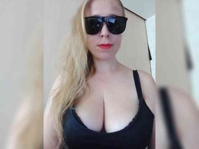 Dashulya666 webcam