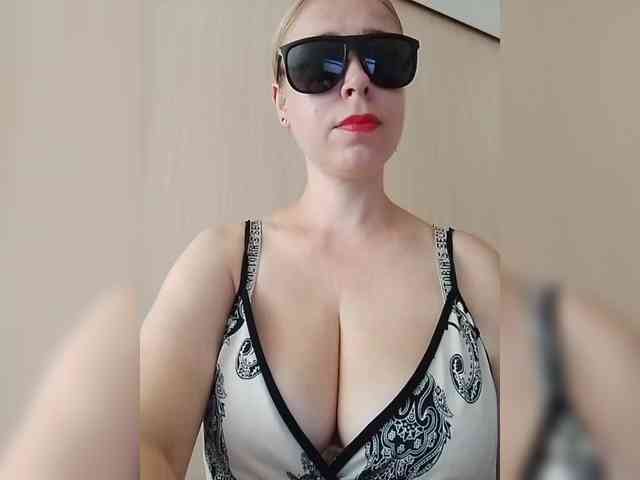 Dashulya666 webcam