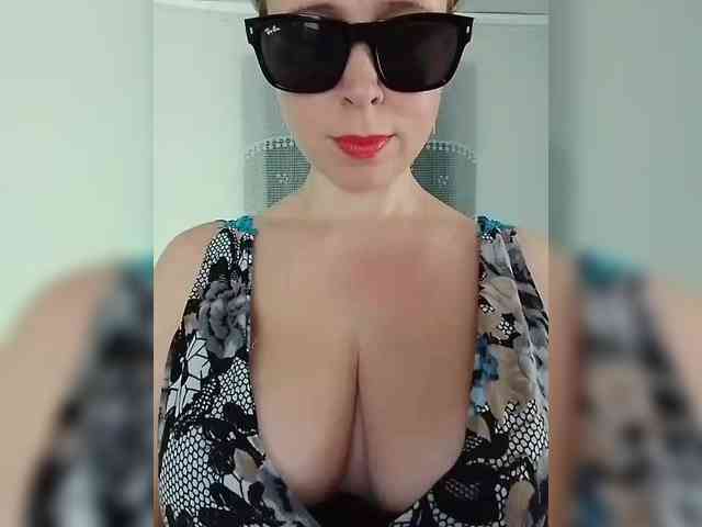 Dashulya666 webcam
