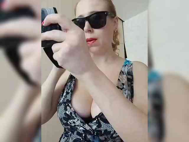 Dashulya666 webcam