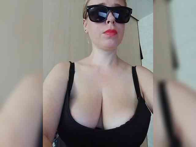 Dashulya666 webcam