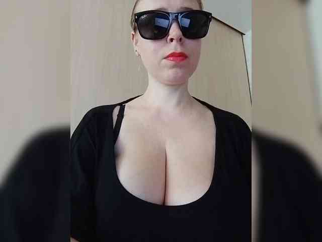Dashulya666 webcam