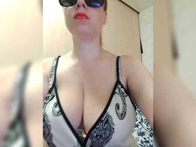 Dashulya666 webcam
