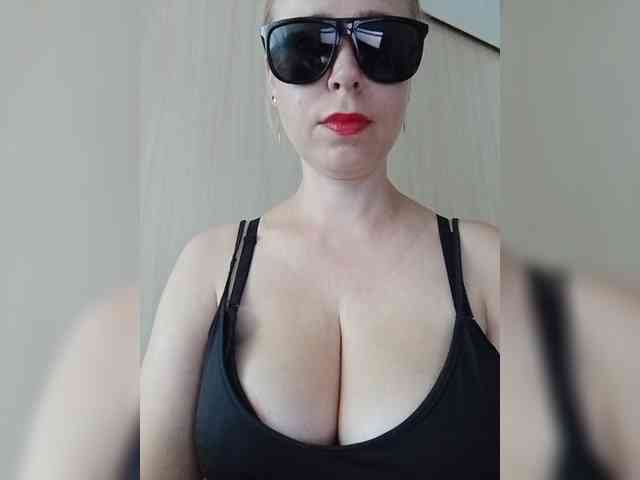 Dashulya666 webcam