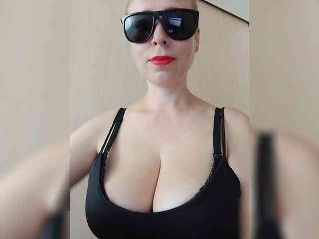 Dashulya666 webcam