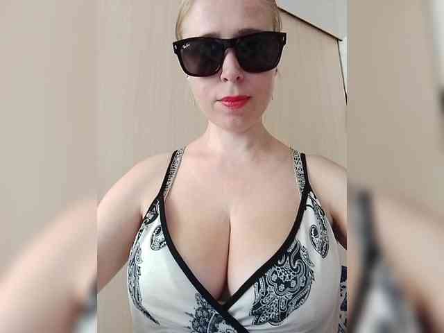 Dashulya666 webcam