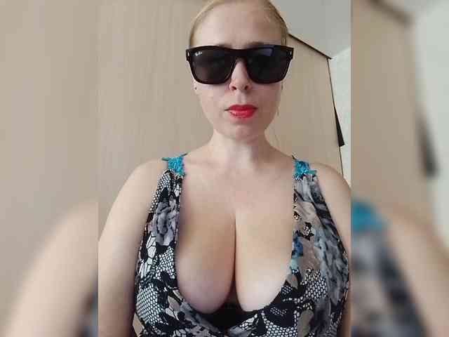 Dashulya666 webcam