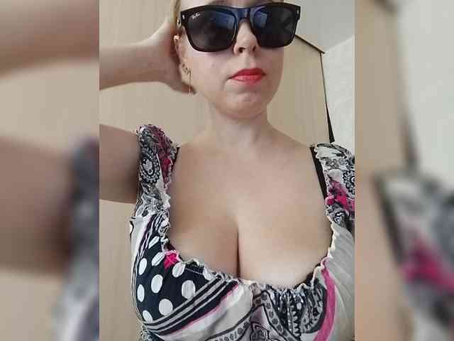 Dashulya666 webcam